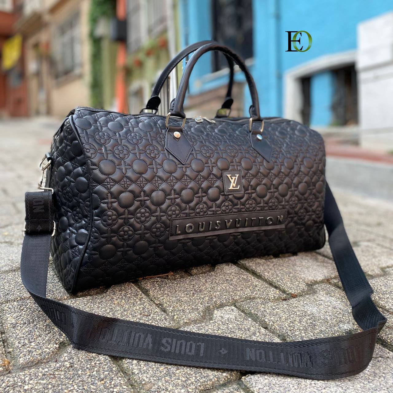 Louis Vuitton leather Keepall Bandoulière travel bag
