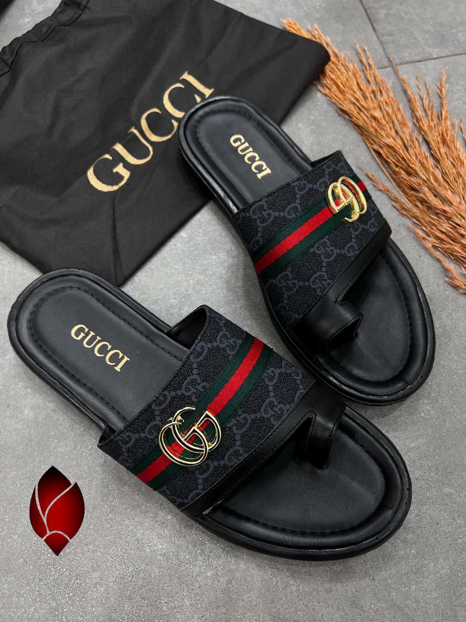 Gucci Leather Toe Ring Sandals