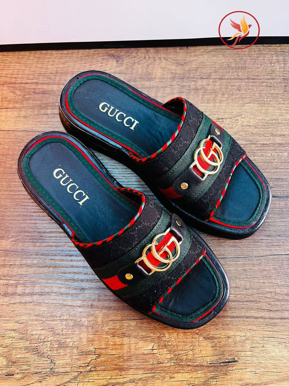 Gucci women slide sandals