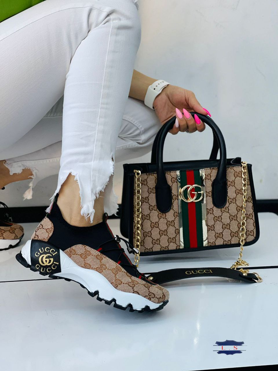 Gucci women sneakers